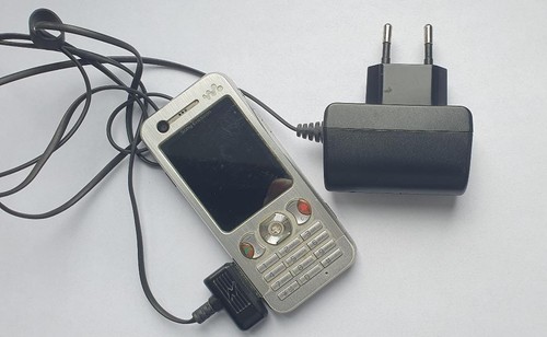 Sony ericsson w890i - sony,