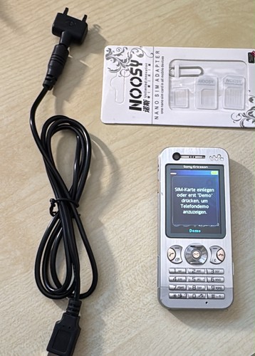 Sony ericsson w890i - sony, silber