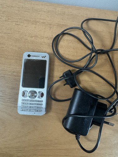 Sony ericsson walkman w890i - sony,